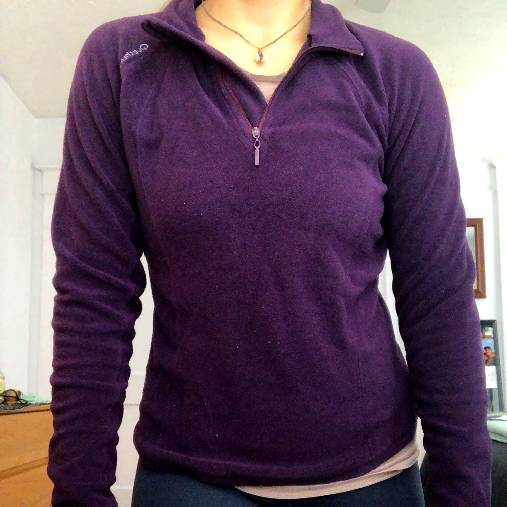 Quechua Purple Pullover with zipper